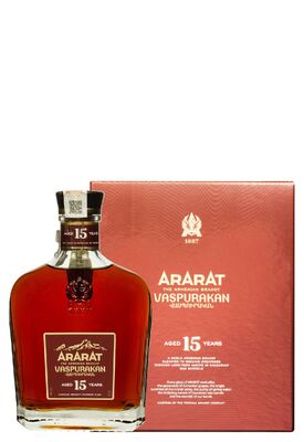 Бренди АрАрАт Васпуракан 15 лет 0.5 л