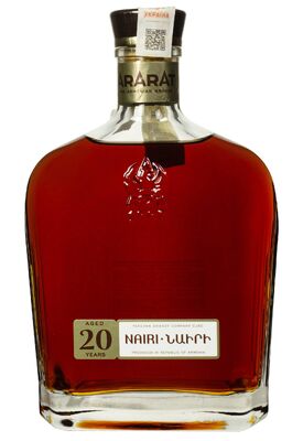 Бренди АрАрАт Наири 20 лет в коробке 0.7 л