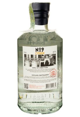 Водка Distil №9 Citron 0.5 л