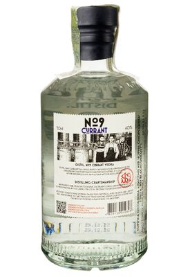 Водка Distil №9 Blackcurrant 0.5 л